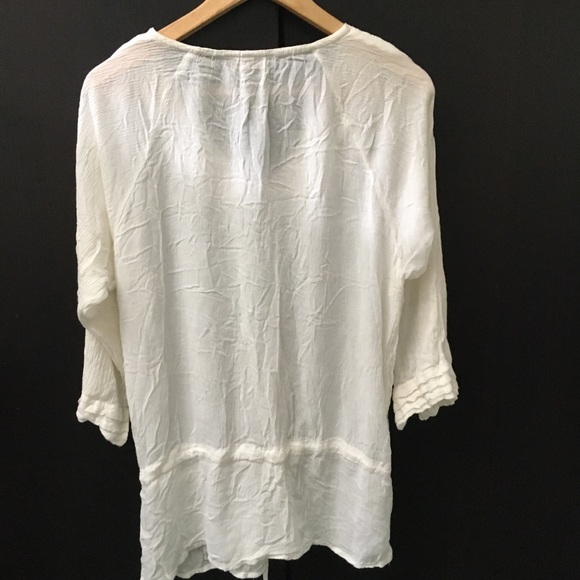 White Summer blouse/ tunic - Picture 3 of 5